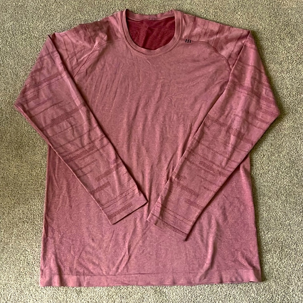 Lululemon men’s Athletic shirt